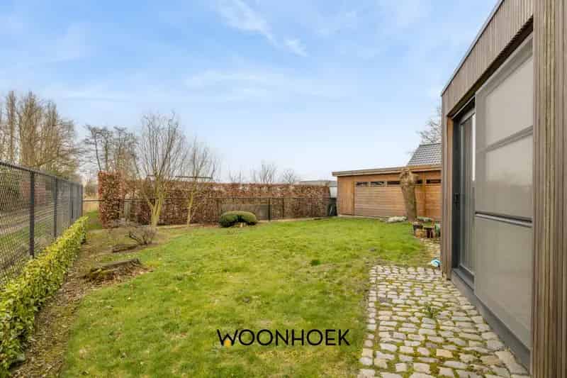 Villa te koop Sint Niklaas - Ruime woning met garage