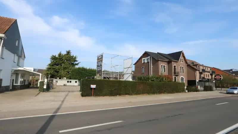 Te Huur: Ruim Terrein 10a59ca Toplocatie Maasmechelen