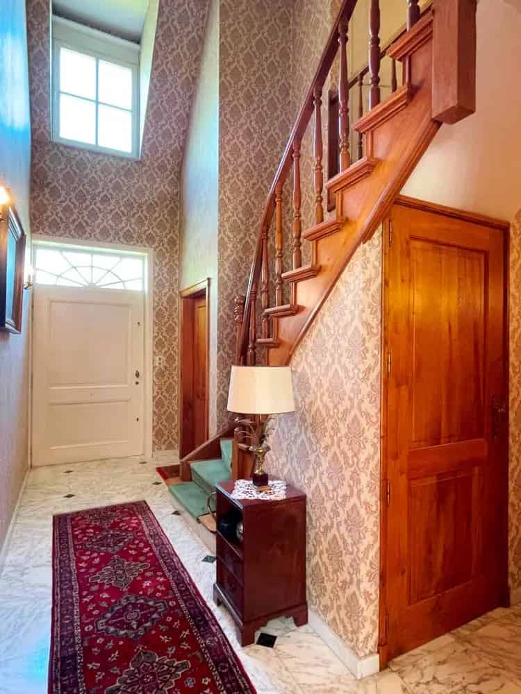 Klassieke Villa te koop Zwijnaarde