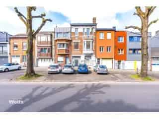 Huis te koop Vise - Ruime woning met bureau en meerdere slaapkamers