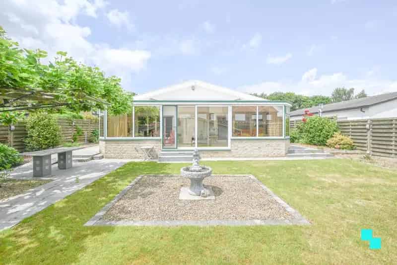 Bungalow met tuin in Harelbeke