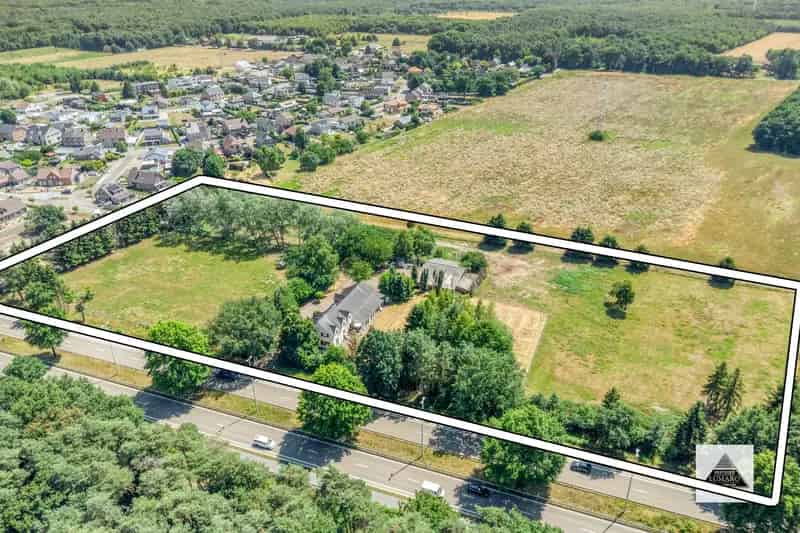 Huis te huur: Grote hoevewoning met 24ha grond en bijgebouwen
