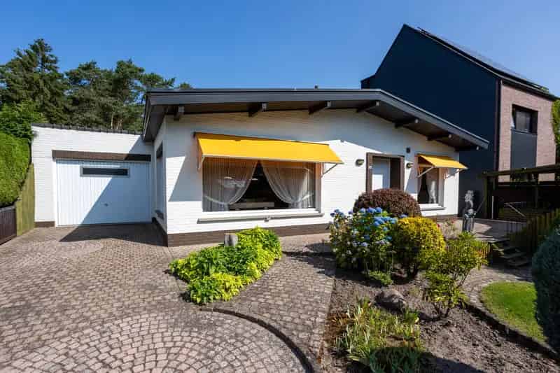 Gelijkvloerse woning met 2e wooneenheid te renoveren