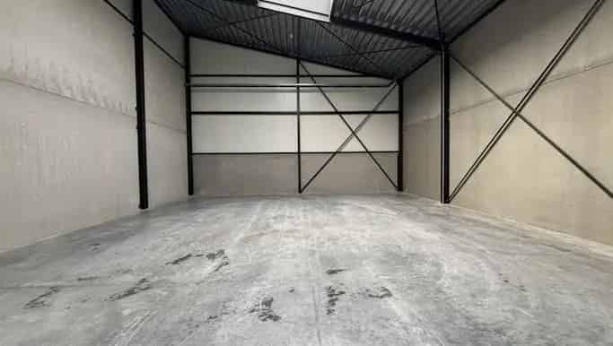 KMO Unit te Huur Zwevegem 180m²