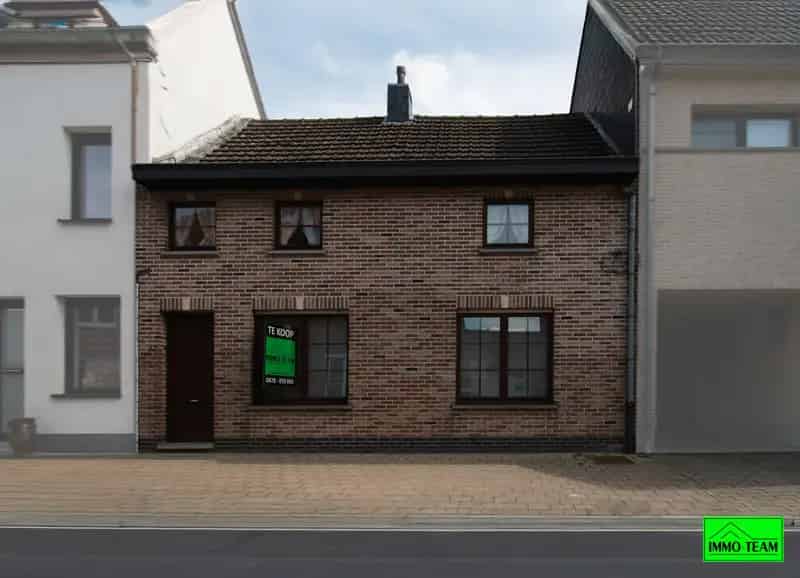 Huis te koop Liedekerke: Charmante 2-gevelwoning nabij centrum en station