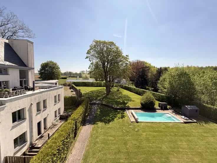 Duplex Appartement Gesves met Terras Zwembad