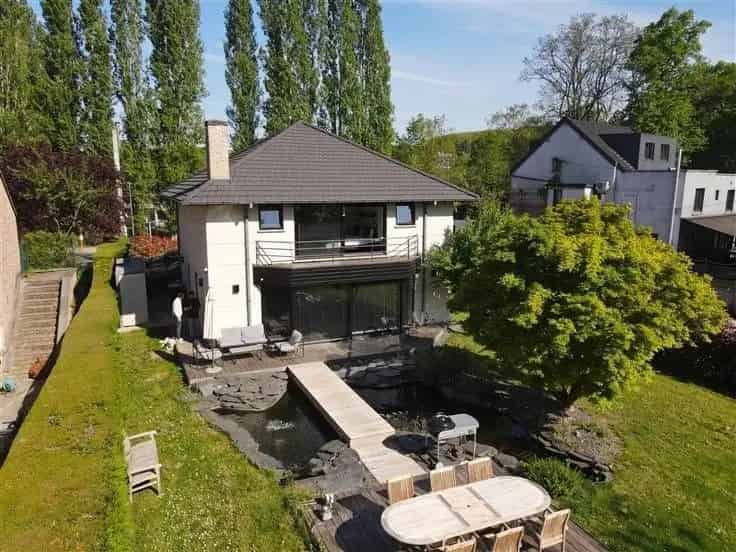 Gerenoveerde Villa nabij Lac de Genval