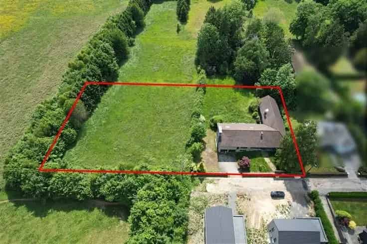 Grote Villa te renoveren in Banneux