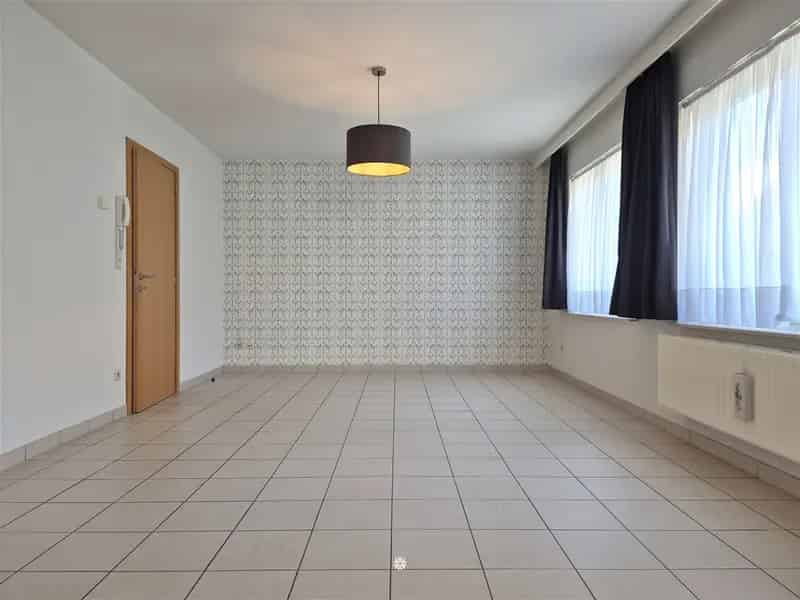 Gelijkvloers Appartement te Huur KastelKASTEL Garage Terras