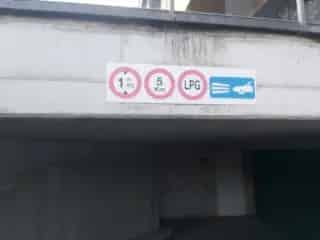Parking te Koop Sint-Pieters-Woluwe