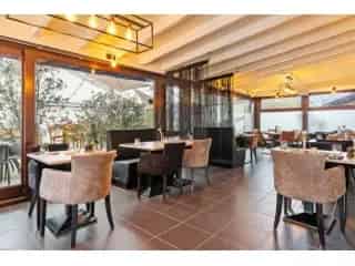 Handelspand te koop Putte - Restaurant met Appartement
