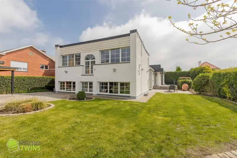 Ruime Vrijstaande Woning 4 slaapkamers te koop