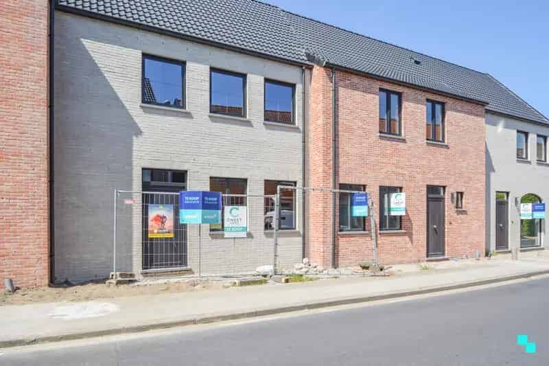 Huis te huur Aartrijke: 3 slaapkamers, tuin, nieuwbouw