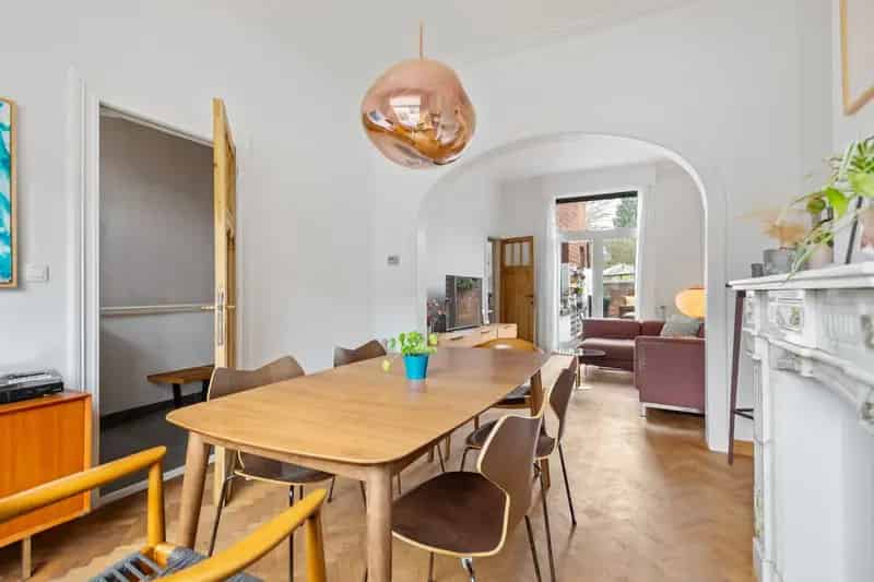 Karaktervolle woning 4 slaapkamers Merksem