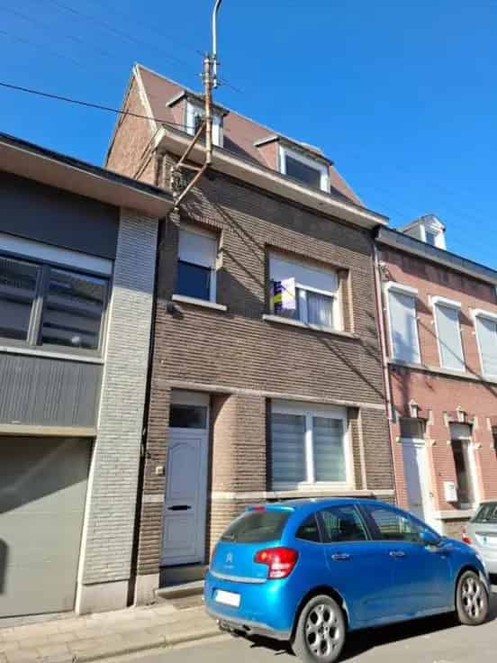 Huis te renoveren 2 slaapkamers tuin terras