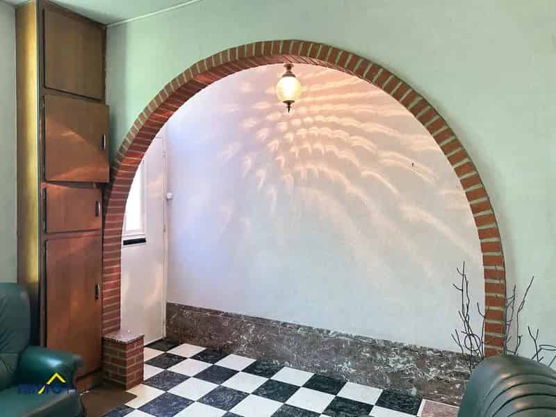 Te renoveren woning 3 slaapkamers garage tuin Hofstade