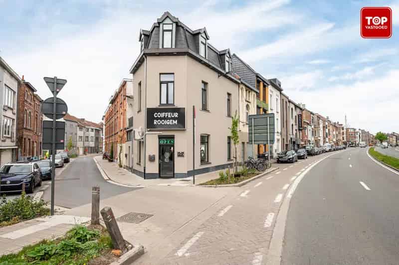 Handelspand te koop: Toplocatie met veel potentieel