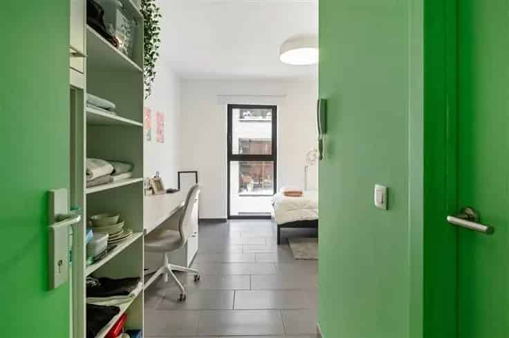 Studentenkamer te Koop Antwerpen Dam Nabij Park Spoor Noord