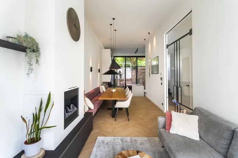 Nieuwbouwhuis Antwerpen Zuid Markgravewijk 4 slaapkamers