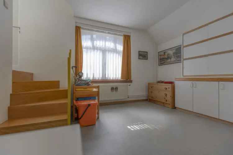 Herenhuis Ganshoren Praktijkruimte 320m2 Tuin Terras