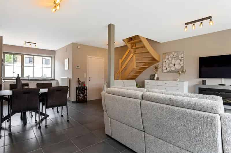 Instapklare woning 3 slaapkamers garage Lier