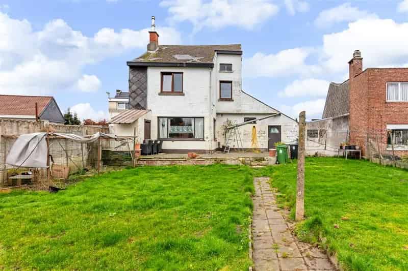 Ruime Renovatie Woning 3 Slaapkamers Tuin