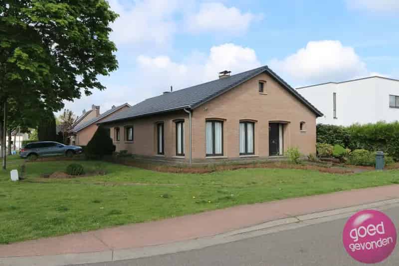 Huis te huur: 2-3 slaapkamers, tuin, garage, rustig gelegen