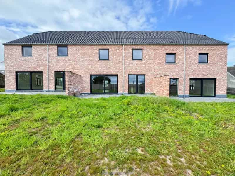 Nieuwbouwwoning Zwalm Landelijke Stijl 244m2 3 slaapkamers