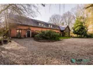 Villa te koop Beauvechain Blote Eigendom 455m²