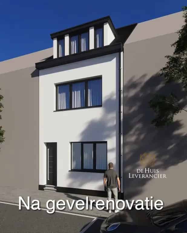 Huis te koop 3 slaapkamers grote tuin te moderniseren