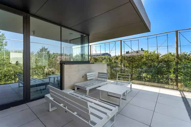 Nieuw Hoekappartement 3 Terrassen De Panne