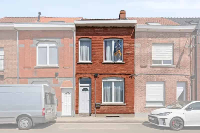Huis te Koop Menen: Instapklare woning aan de Leie