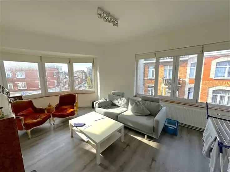 Appartement 2 slaapkamers Te Koop Nabij Voorzieningen