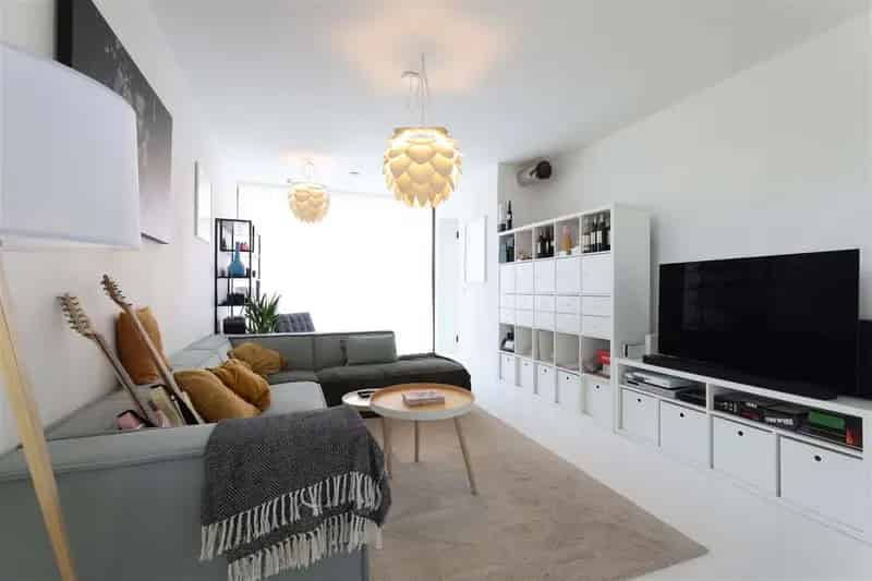 Moderne gezinswoning te huur 3 slaapkamers grote tuin