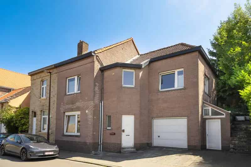Huis te koop Beersel 4 slaapkamers 220m²