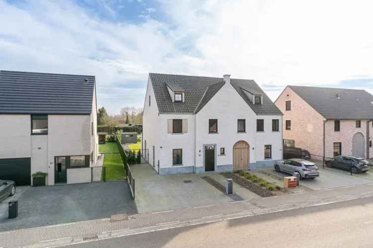 Koop huis landelijke ben-nieuwbouwwoning met 4 slaapkamers in Zonhoven