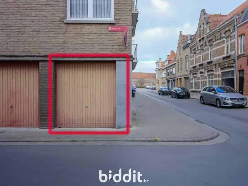 Twee Appartementen te Koop Centrale Locatie