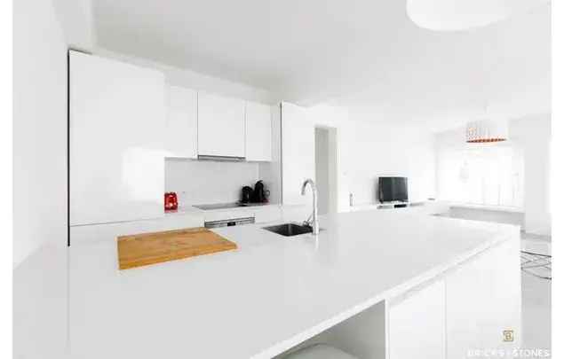 Huur 2 slaapkamer appartement van 105 m² in Antwerp