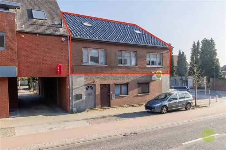 Huis Te Koop Kwaadmechelen: Duplex Appartement 156m² met Tuin