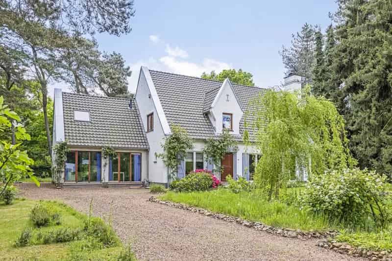 Villa met vakantiewoning te koop Maasmechelen