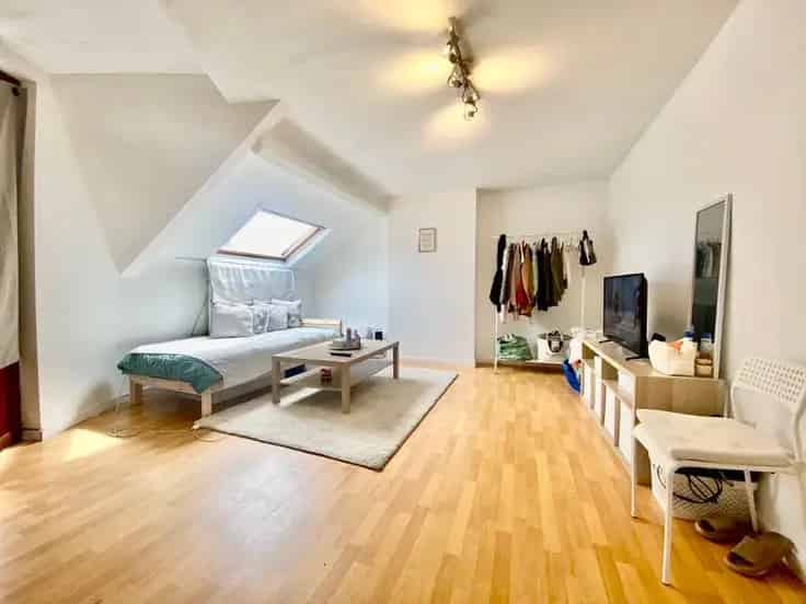 Appartement 4 slaapkamers te koop Sint-Gillis