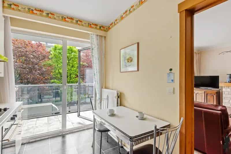 Lichtrijk appartement te koop in Deurne nabij Rivierenhof