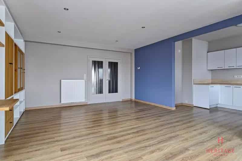 Appartement te koop Waregem: 2 slaapkamers, tuin, 121m²