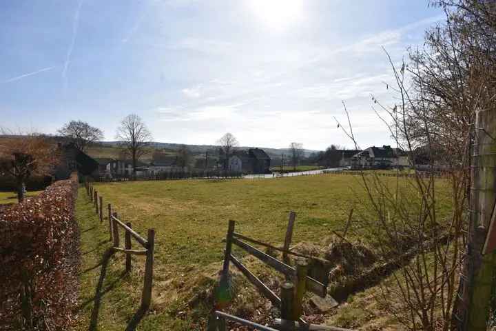 Bouwgrond te koop in Amblève - Multifunctioneel Terrain
