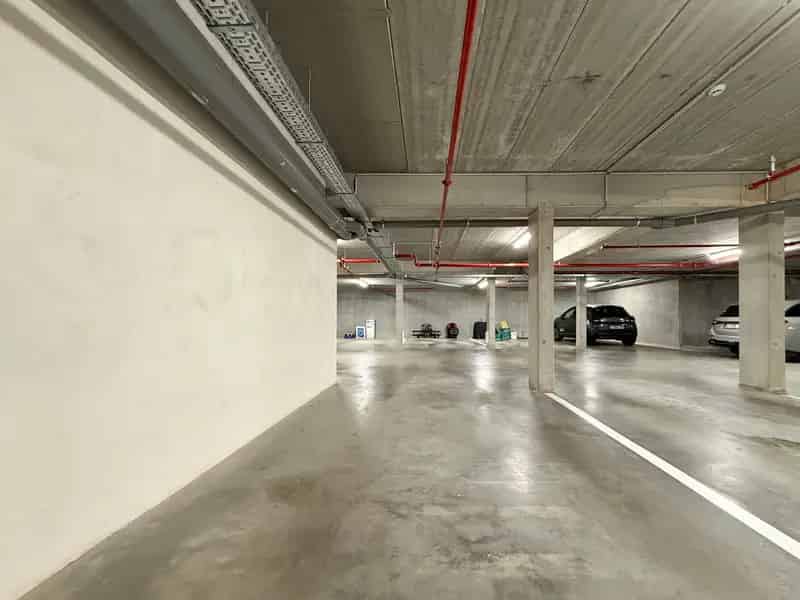 Garage te huur Sint-Amands - Autostaanplaats met autolift