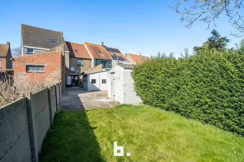 Te renoveren woning in Snaaskerke
