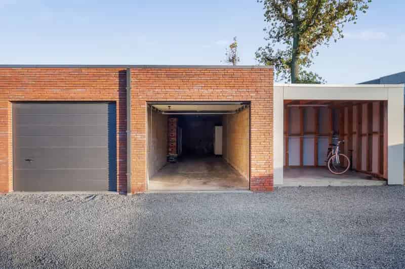 Dubbele Garage te Koop Staden