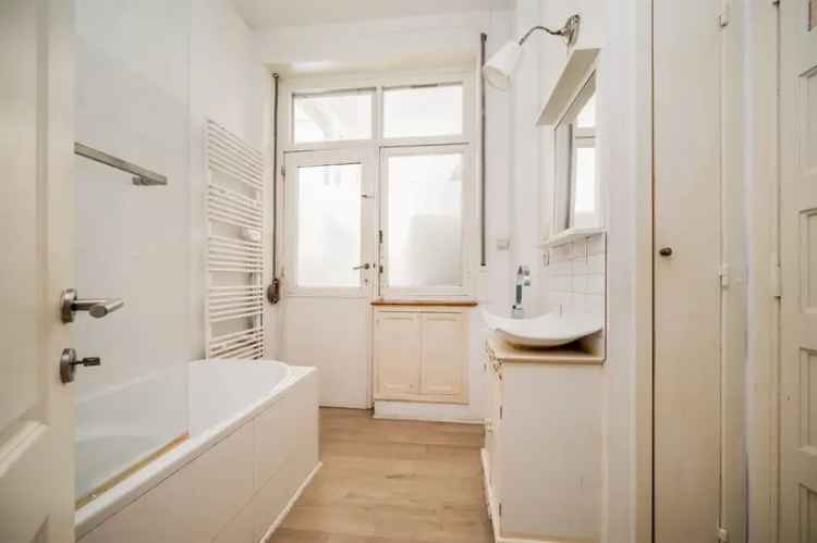 Appartement te huur 2 slaapkamers 2 bureaus 120m2