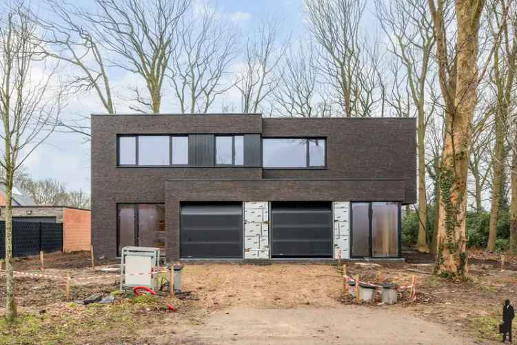 Centraal en rustig gelegen CASCO nieuwbouwwoning