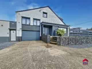 Huis te huur Waroux 210m² 3 slaapkamers tuin garage